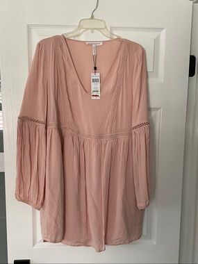 BCBGeneration Blush Pink V-Neck Peasant Dress